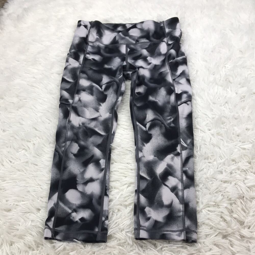Lululemon Speed Up Crop 21" Blush Blossom Alpine